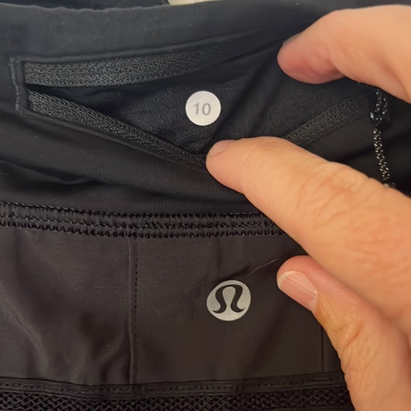 Lululemon pace setter tennis skirt - Picture 3 of 4